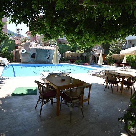 Pasahan Apartments 말마리스 외부 사진